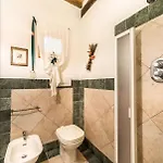 La Toscana شقة تْشيرتالدو